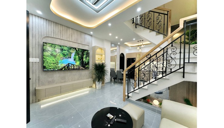 BÁN NHÀ PHÚ NHUẬN HBG 39M2 2 TẦNG NGANG 4.2M ĐẸP Ở NGAY SÁT MT LÊ VĂN SỸ 5.9 TỶ.